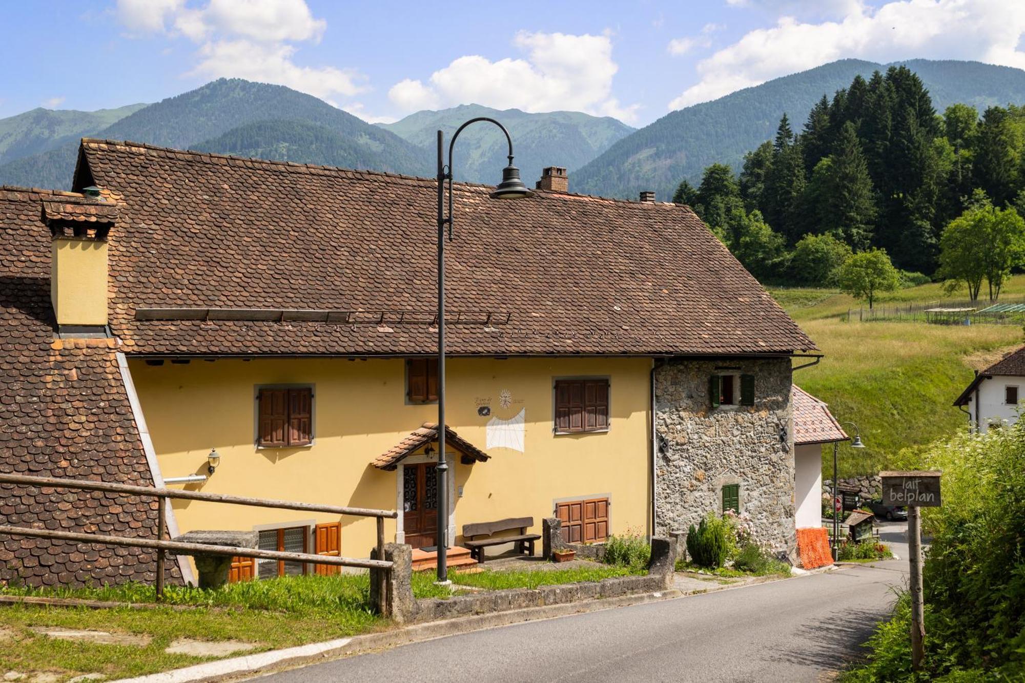 Albergo Diffuso Comeglians Экстерьер фото
